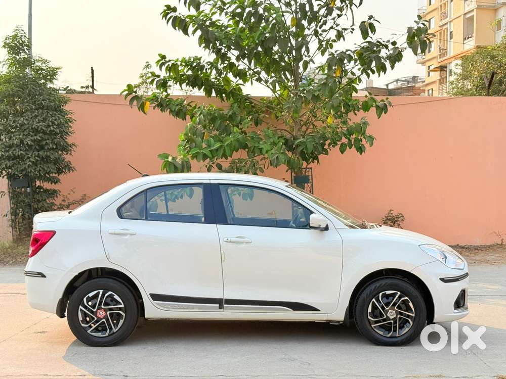 Maruti Suzuki Dzire 1.2 Vxi, 2021, Petrol