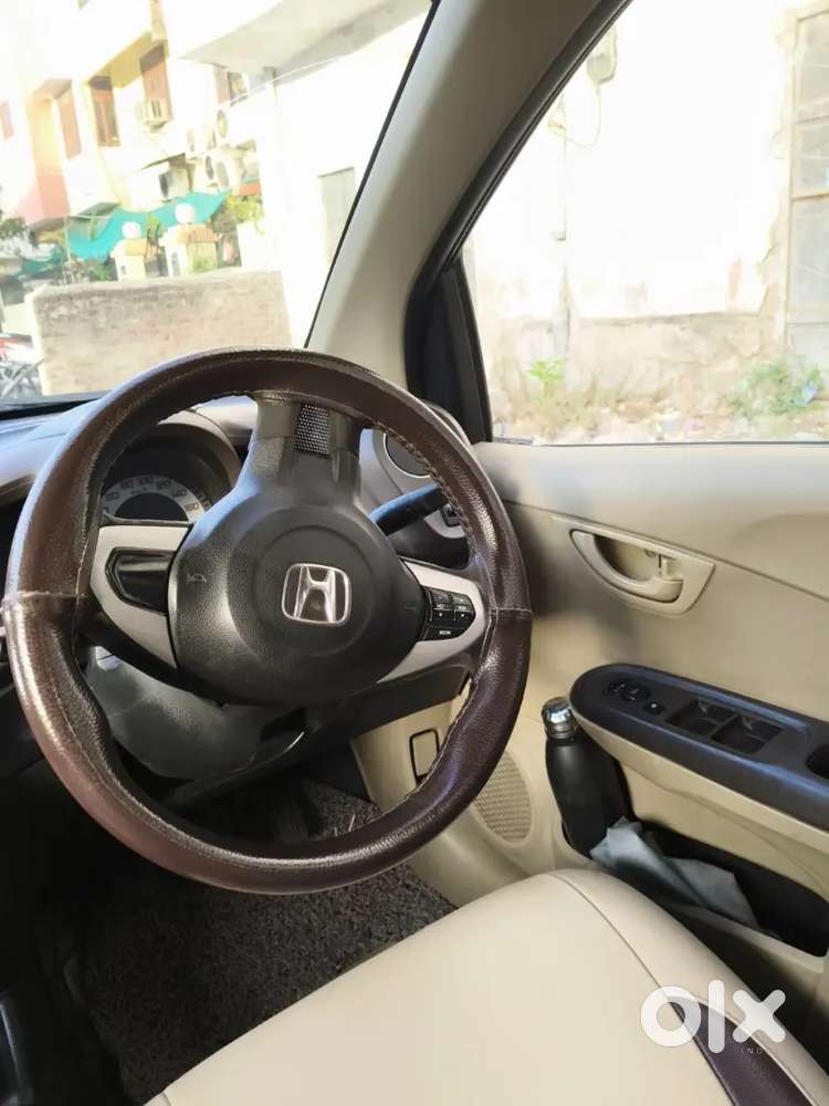 Honda Brio 2013 Petrol Well Maintained