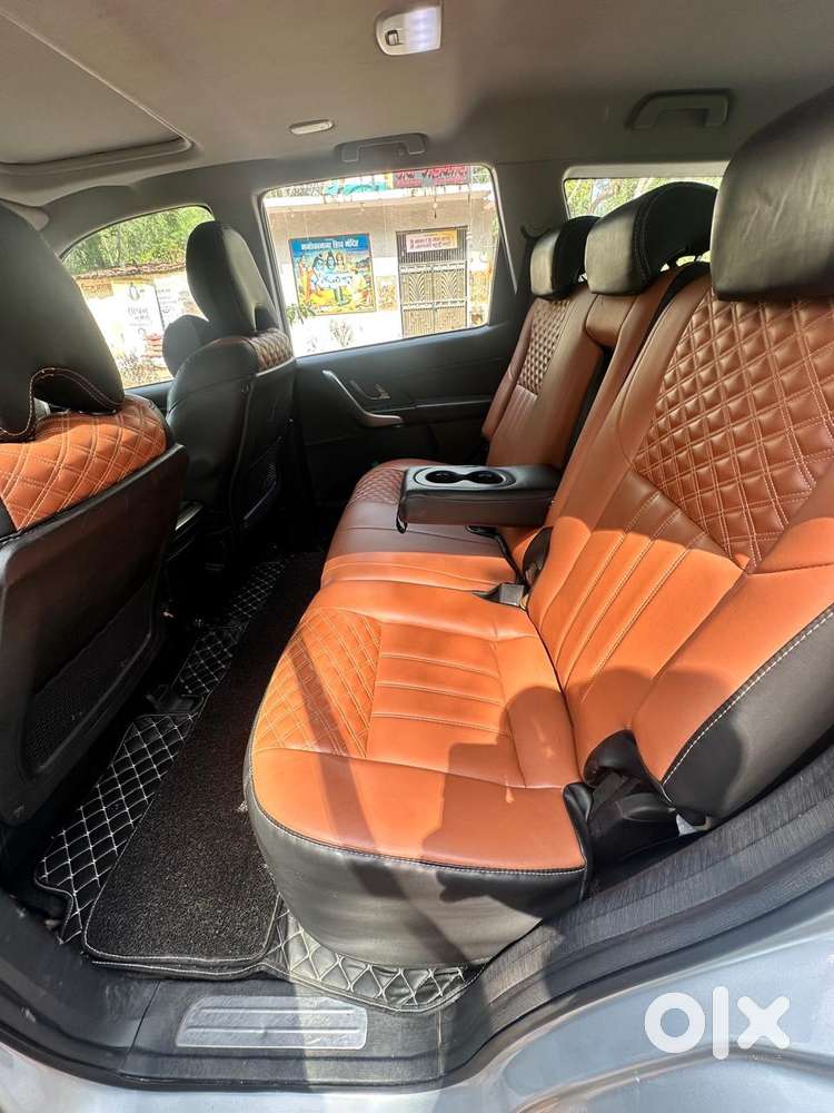 Mahindra Xuv500 2020 V