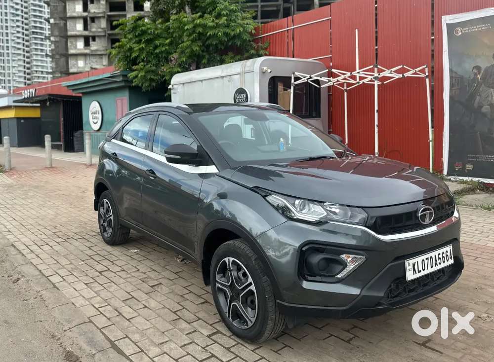 Tata Nexon 2023 Petrol 23100 Km Driven