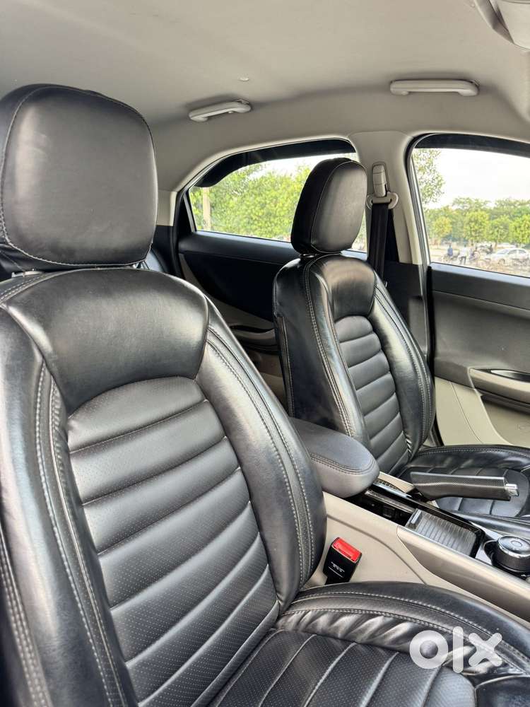 Tata Nexon 1.2 Revotron Xz Plus Dual Tone, 2019, Petrol