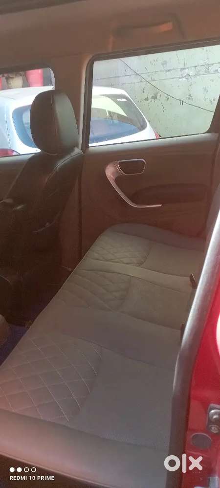 Mahindra Tuv 300 2018 Diesel Well Maintained