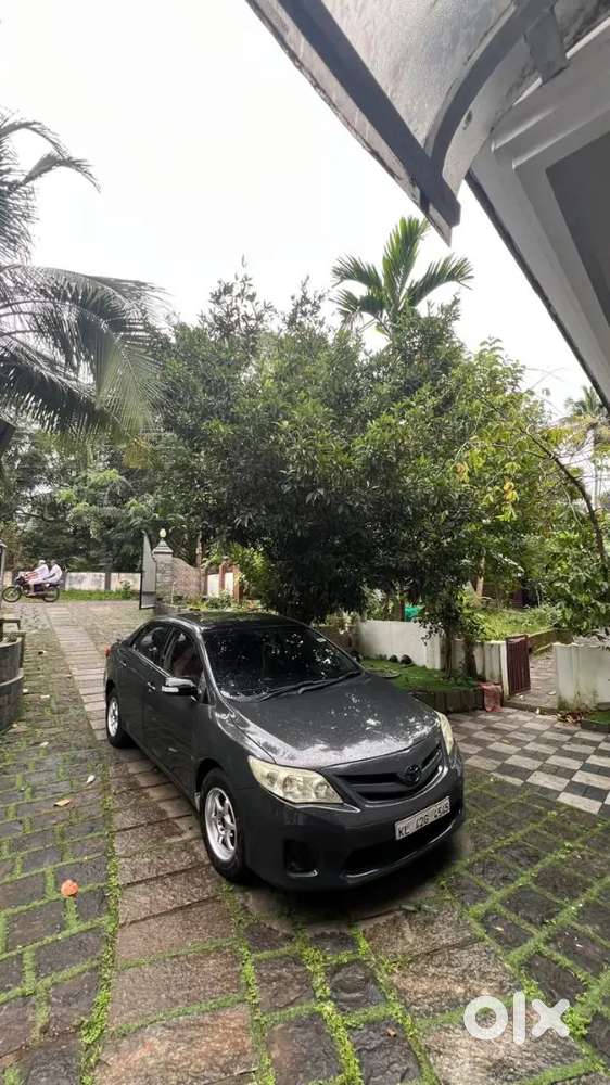 Toyota Corolla Altis 2012 Diesel Manual Car