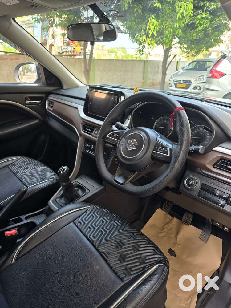 Maruti Suzuki Brezza 1.5 Zxi Smart Hybrid, 2024, Petrol