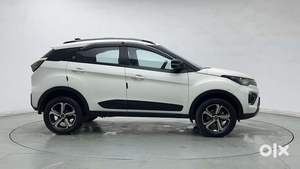 Tata Nexon 1.2 Revotron Xz Plus, 2023, Petrol