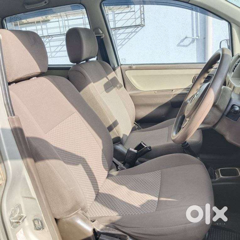 Maruti Suzuki Estilo Lxi Bs-iv, 2010, Petrol