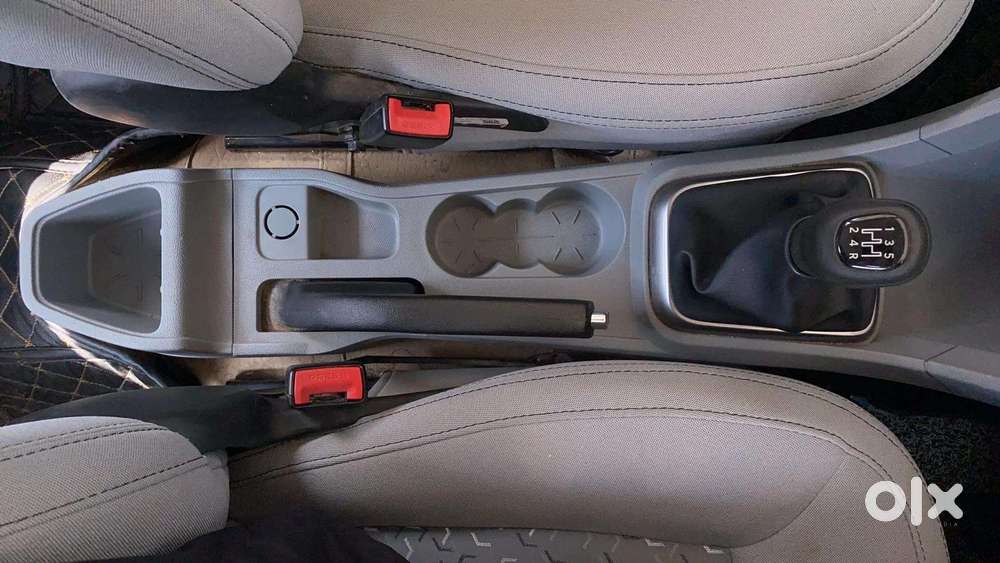 Tata Tigor Xe, 2021, Petrol