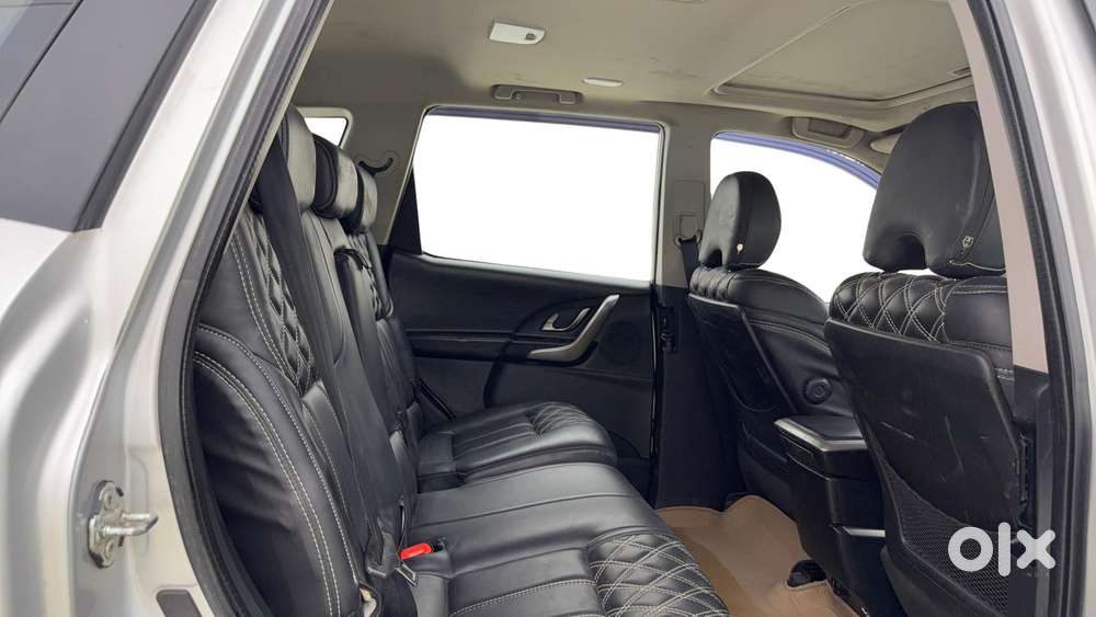 Mahindra Xuv500 W9, 2019, Diesel