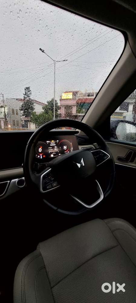 Mahindra Xuv700 2.2 Ax 7 Diesel Mt Str, 2024, Diesel