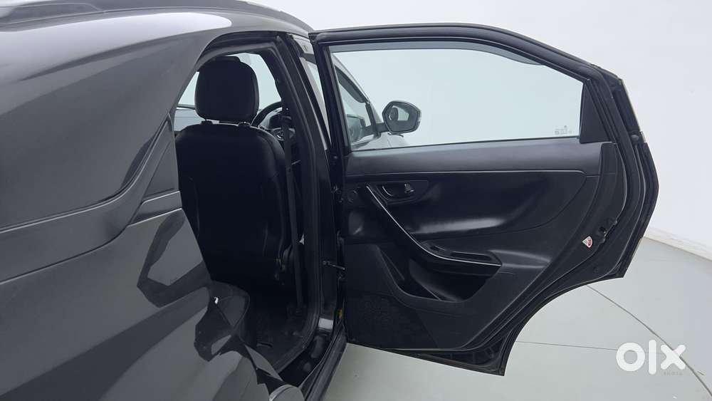 Tata Nexon 1.2 Revotron Xz Plus (l) Dark Edition, 2023, Petrol