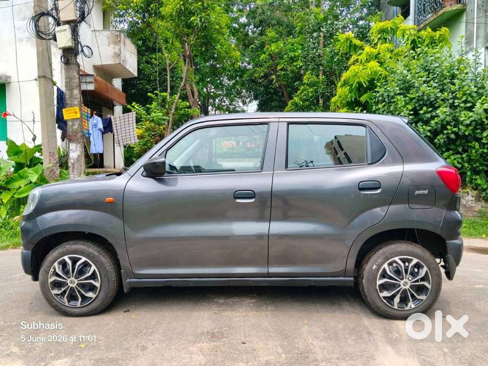 Maruti Suzuki S-presso Vxi, 2022, Petrol