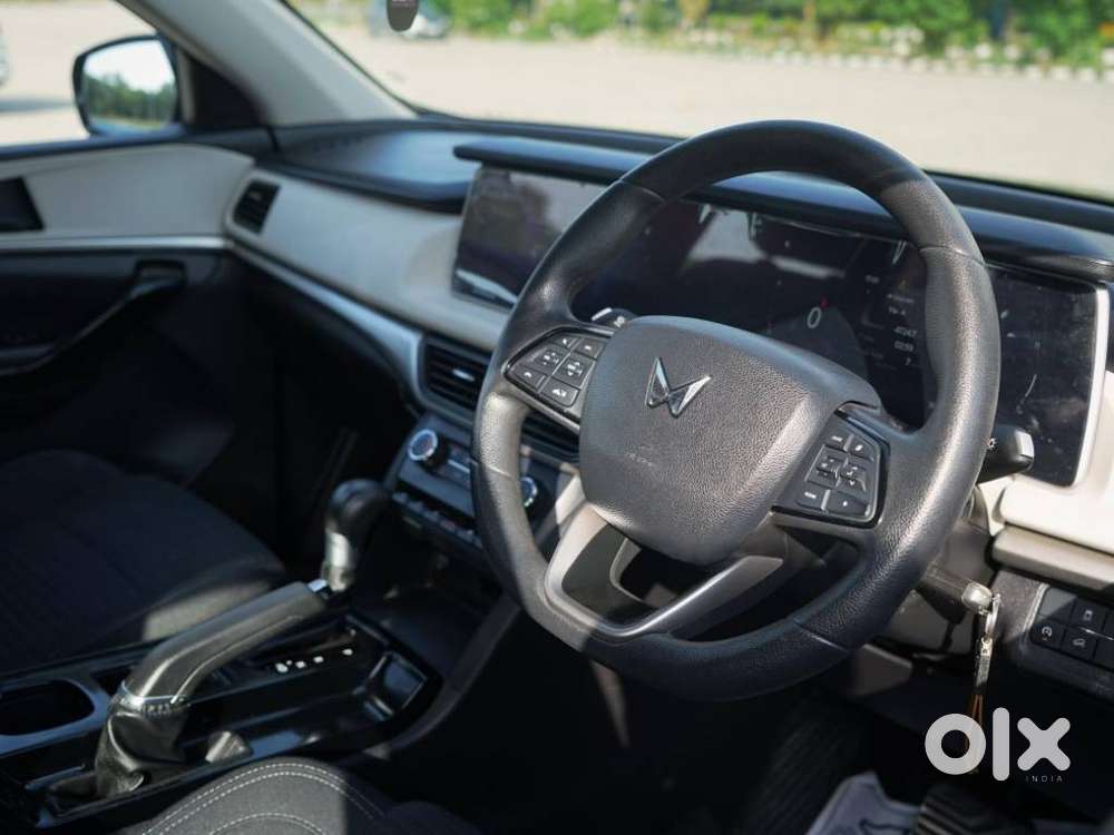 Mahindra Xuv700 2.2 Ax 5 Diesel At 7 Str, 2024, Diesel