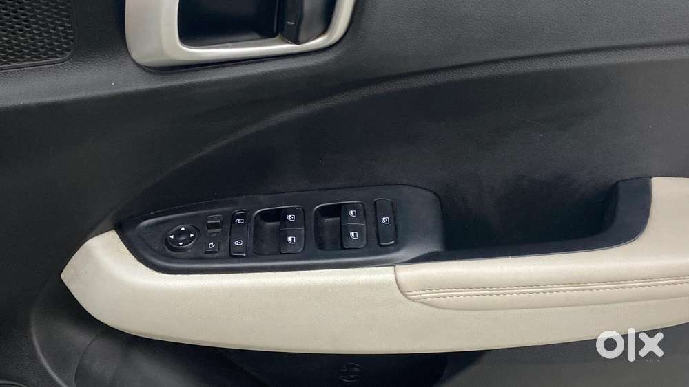 Hyundai Venue 1.0 Sx (o) Turbo Imt, 2023, Petrol