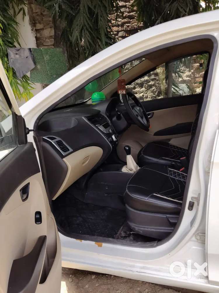 Hyundai Eon Magna 2016