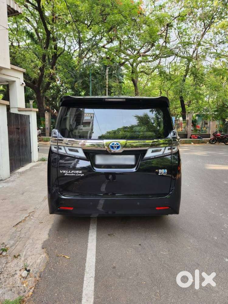 Toyota Vellfire 2.5 Executive Lounge, 2020, Petrol