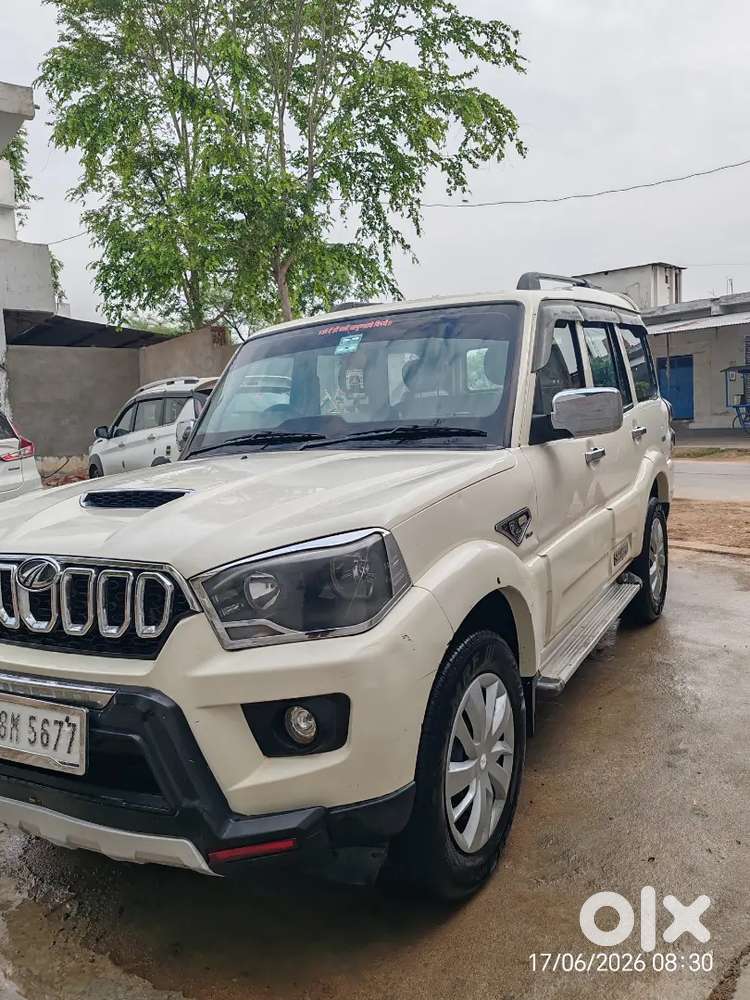 Mahindra Scorpio Classic 5