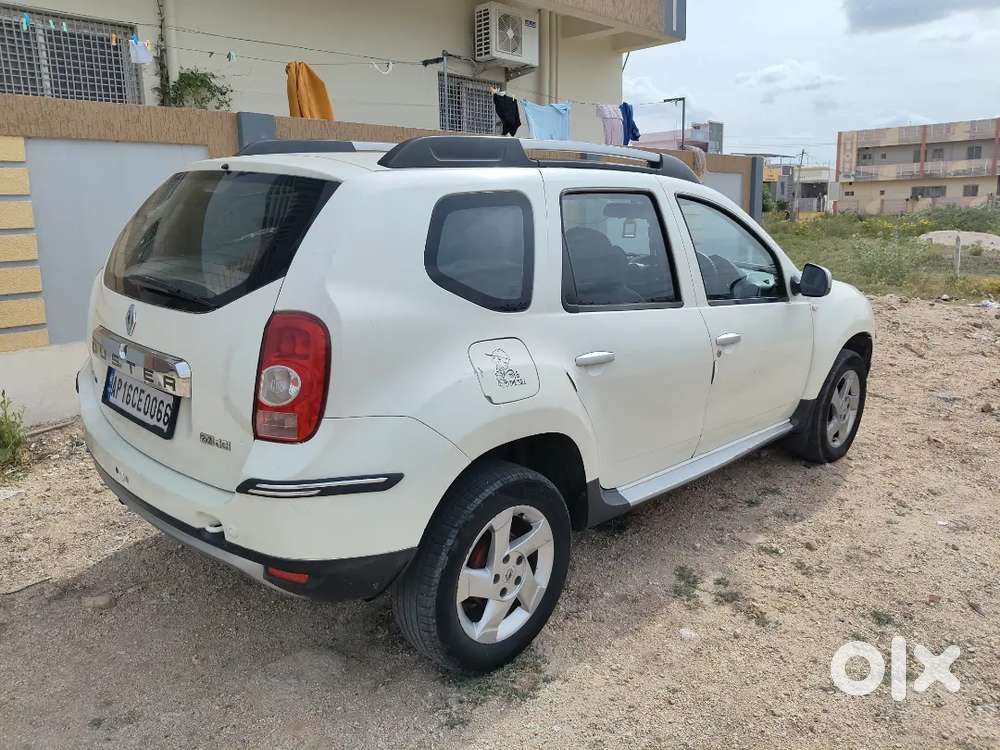 Renault Duster Diesel 110ps Manaul Transmission.