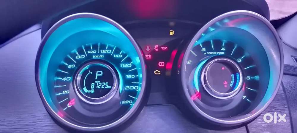 Mahindra Xuv500 2.2 W7 2018