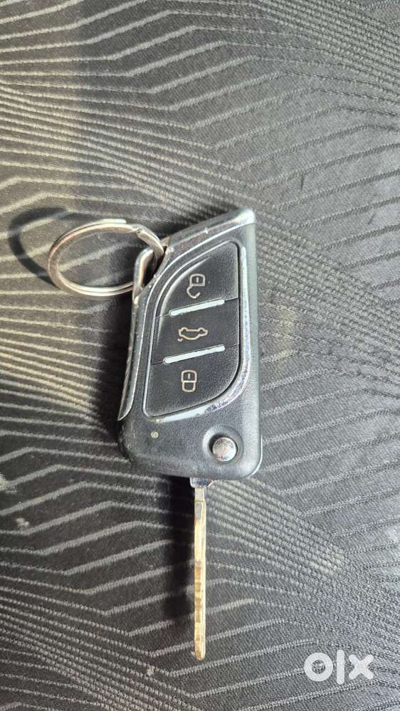 Maruti Suzuki Swift 2011-2014 Vxi, 2012, Petrol