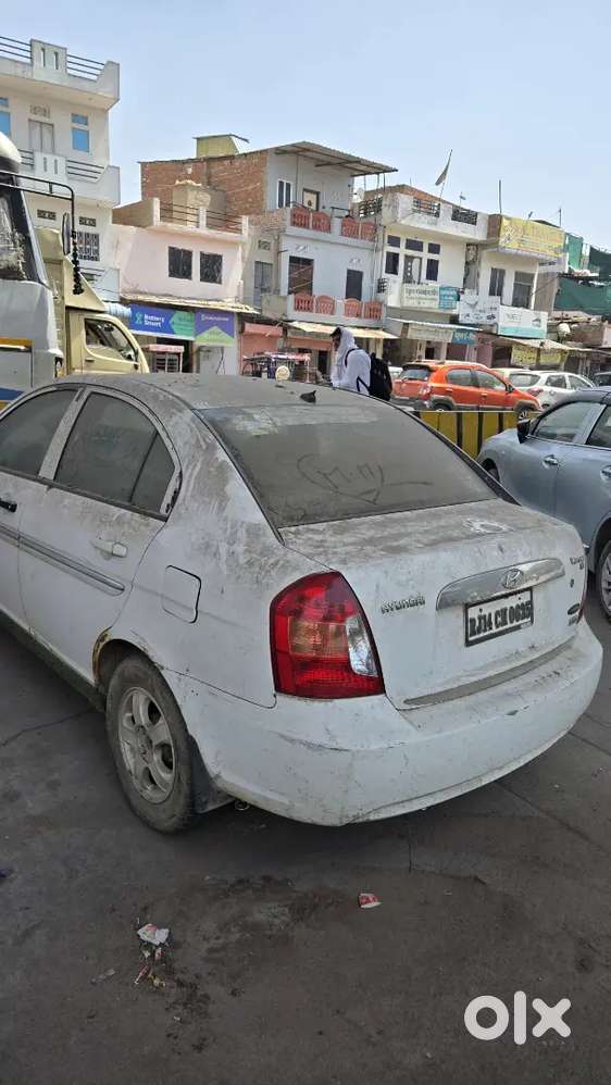 Hyundai Verna 2011 Half Self Start For Sale