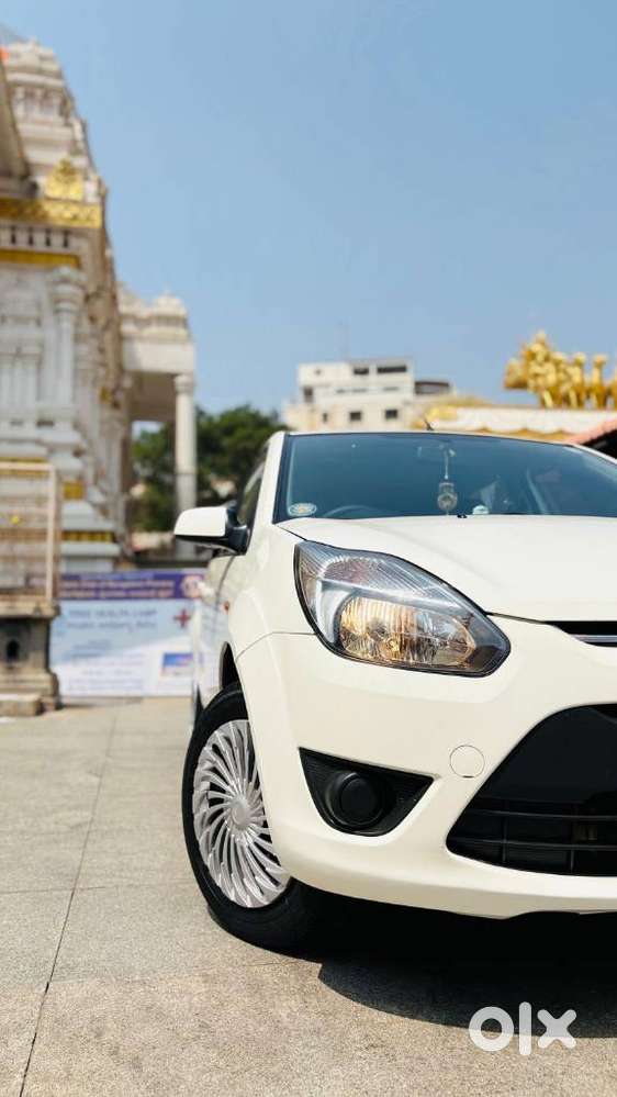 Ford Figo 2010-2012 Petrol Zxi, 2011, Petrol