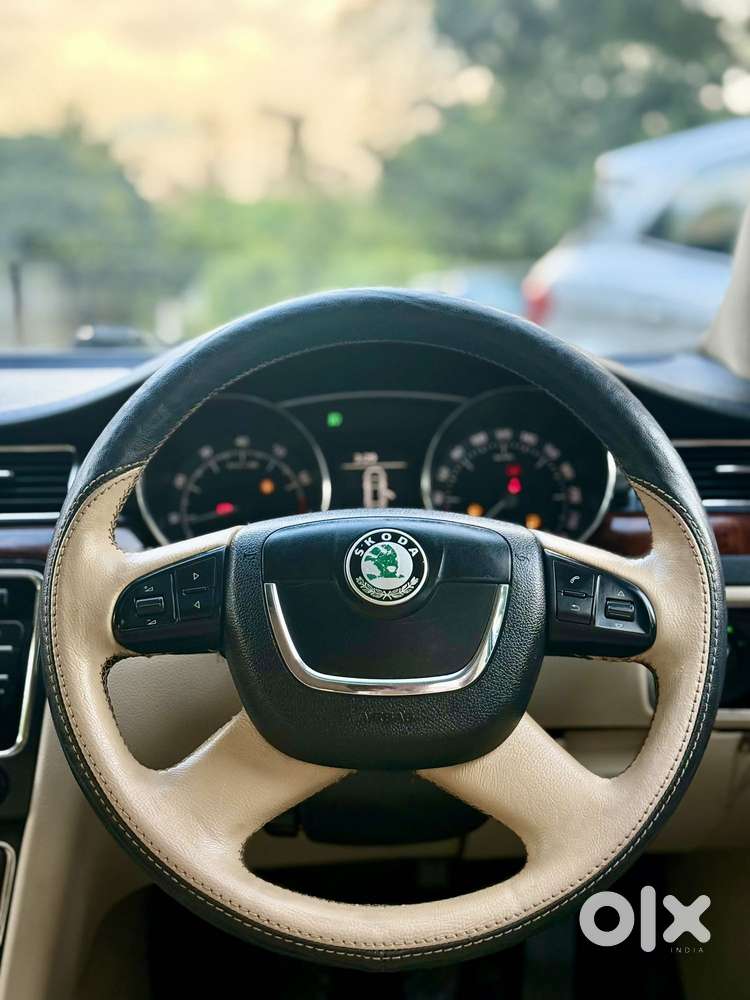 Skoda Superb 2013-2015 Elegance 1.8 Tsi Mt, 2013, Petrol