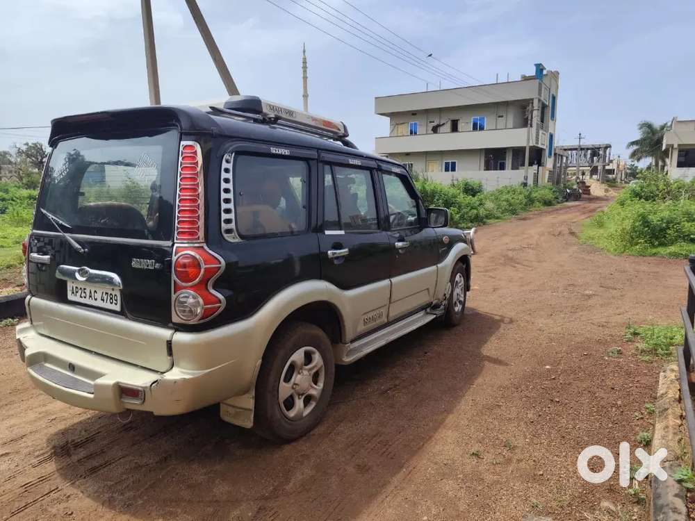 Mahindra Scorpio Diesel 2010 With 225000 Km