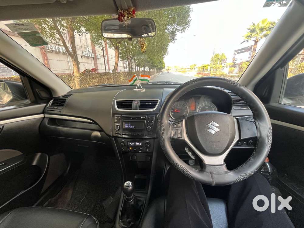 Maruti Suzuki Swift Vvt Zxi, 2017, Petrol