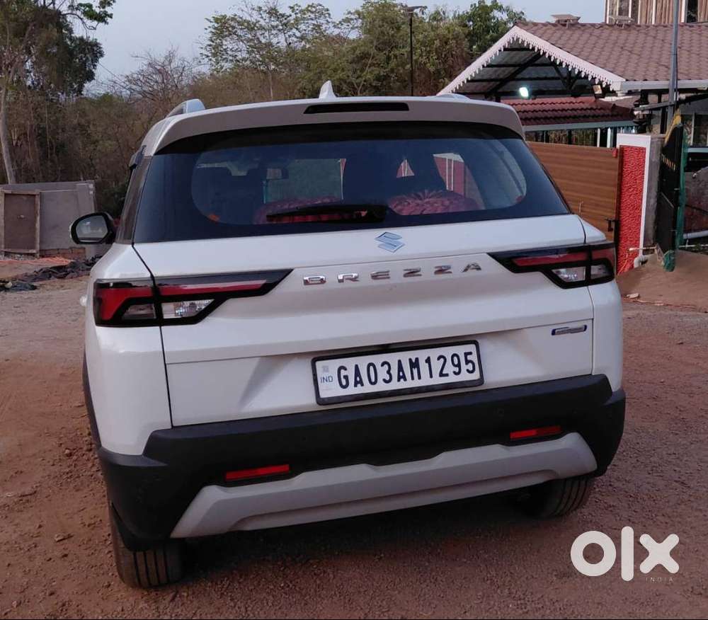 Maruti Suzuki Brezza 2024 (nov) Petrol 11900 Km Driven