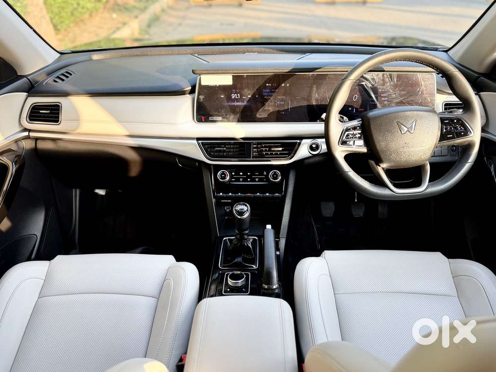 Mahindra Xuv700 2.2 Ax 7 Diesel Mt Str, 2024, Diesel