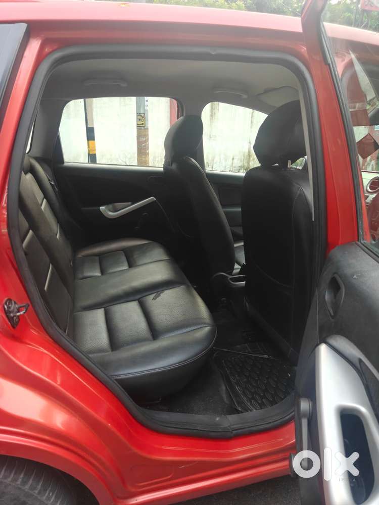 Ford Figo 1.2p Titanium Mt, 2014, Petrol