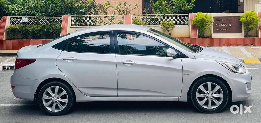 Hyundai Verna Fluidic 1.6 Vtvt Sx, 2012, Petrol