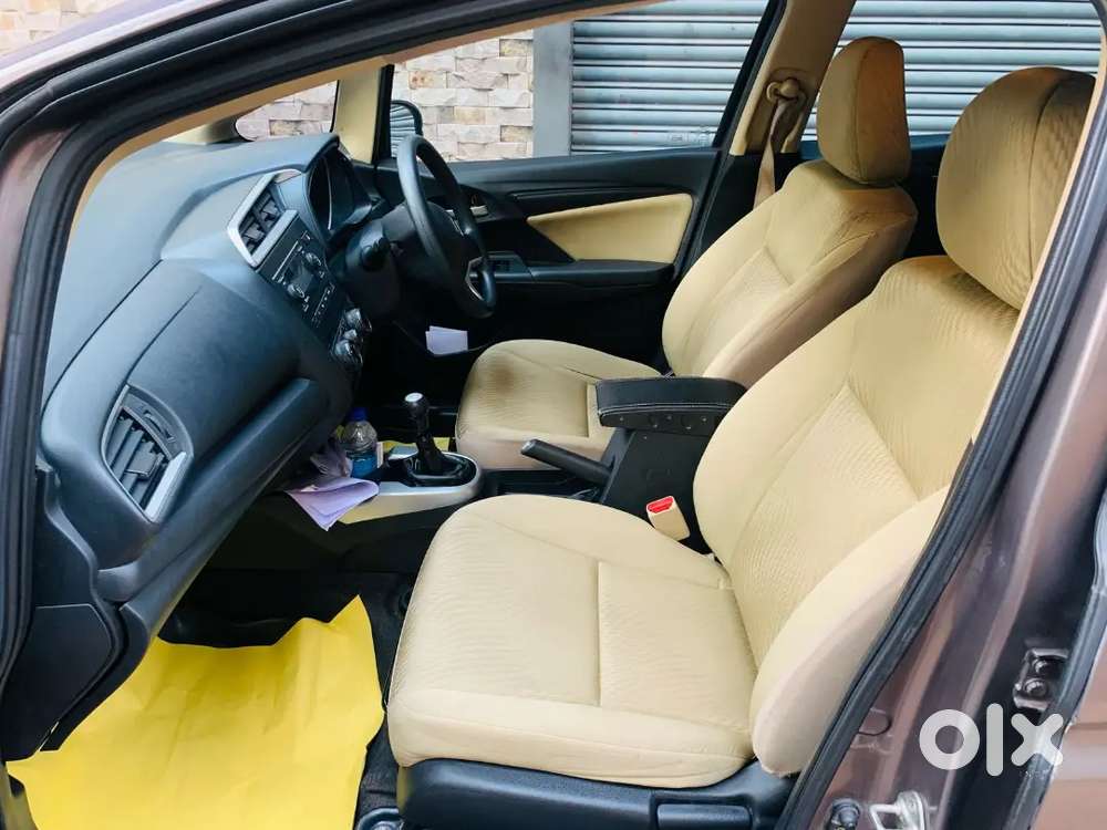 Honda Jazz 2017 Diesel 120000 Km Driven