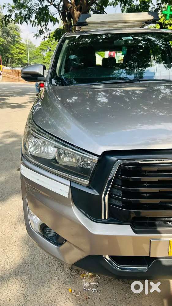 Toyota Innova Crysta 2018 Diesel 265000 Km Driven