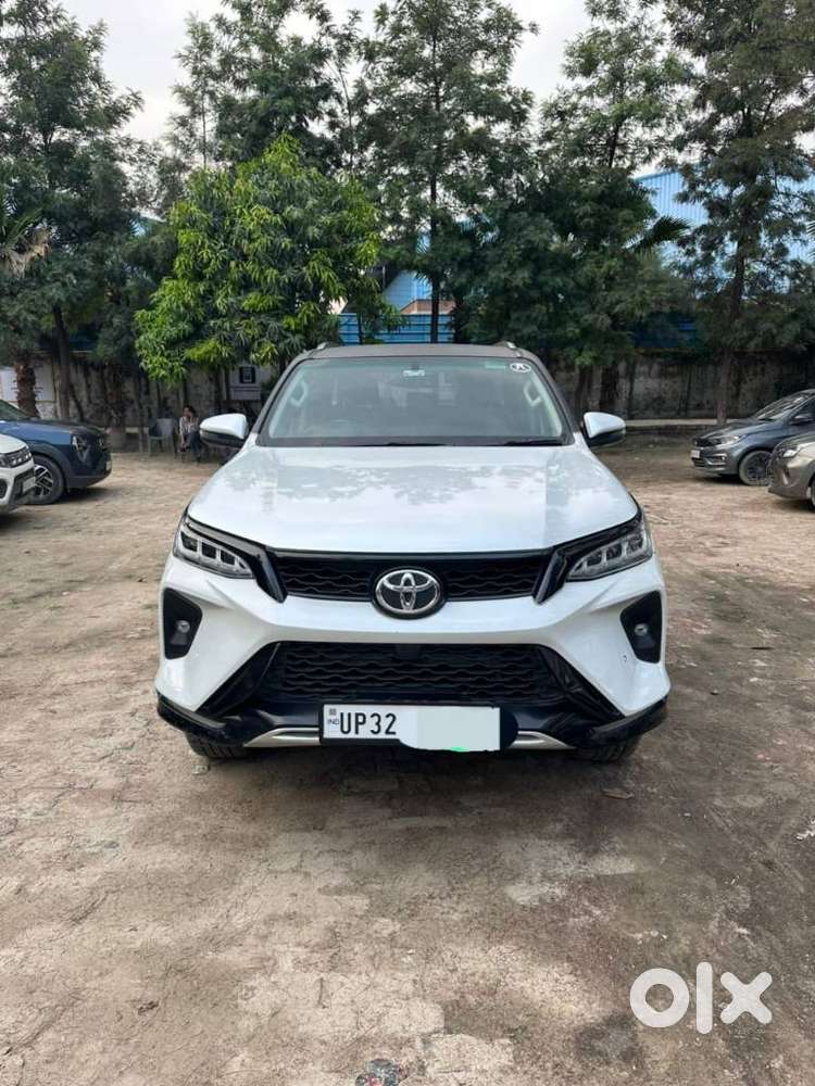 Toyota Fortuner Legender 4x2 At 2.8, 2024, Diesel