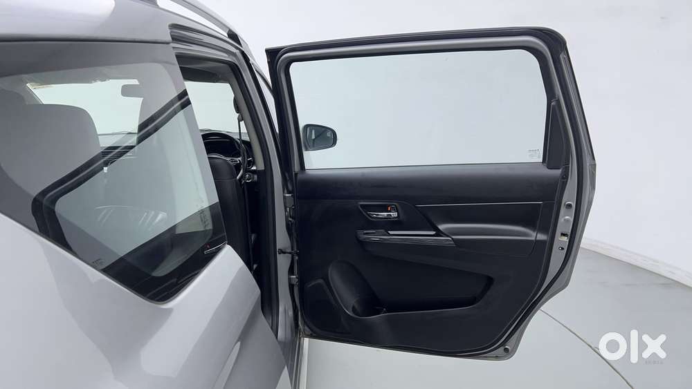 Maruti Suzuki Xl6 1.5 Alpha At, 2019, Petrol