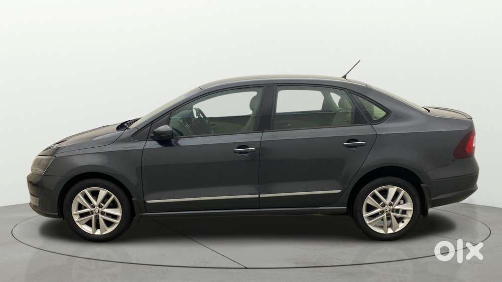 Skoda Rapid 1.0 Style At, 2021, Petrol