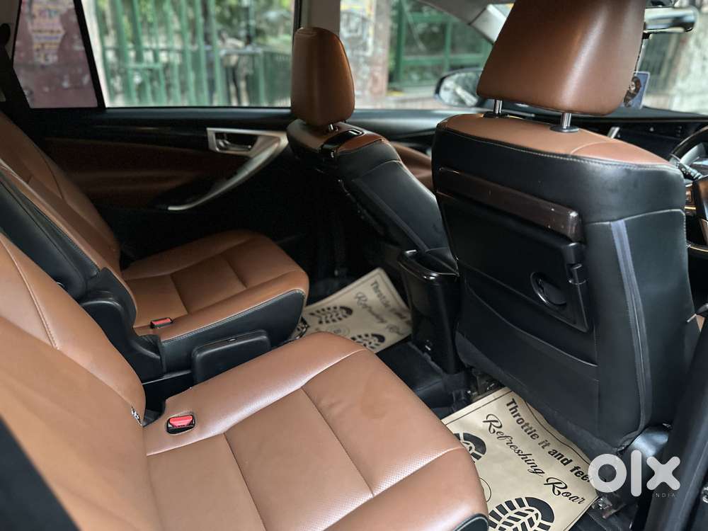 Toyota Innova Crysta [2020-ongoing] 2.4 Zx 7 Str, 2022, Diesel