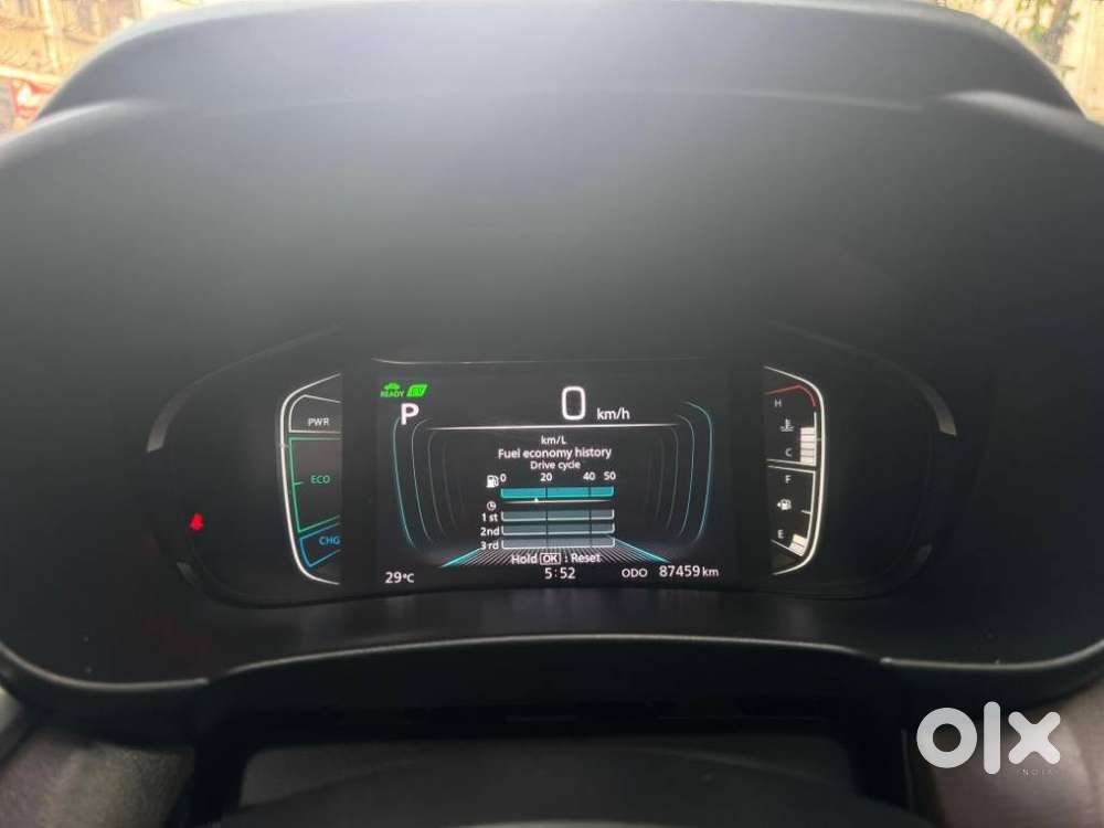 Toyota Urban Cruiser Hyryder 1.5 V Hybrid, 2023, Petrol