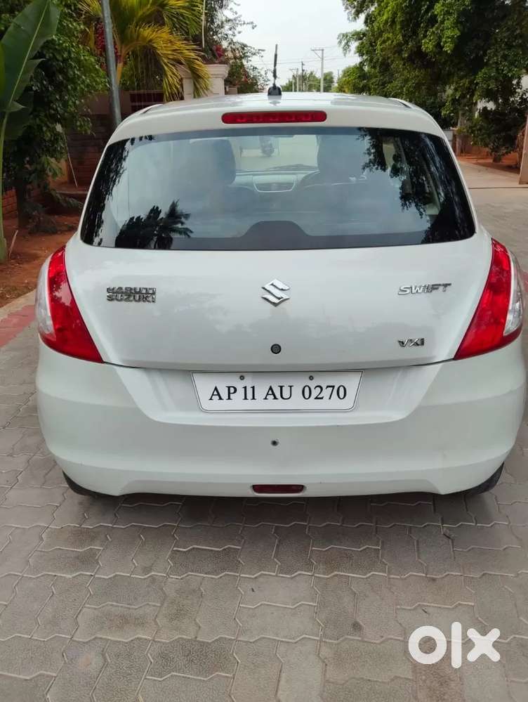 Maruti Suzuki Swift 1.3 Vxi, 2014, Petrol