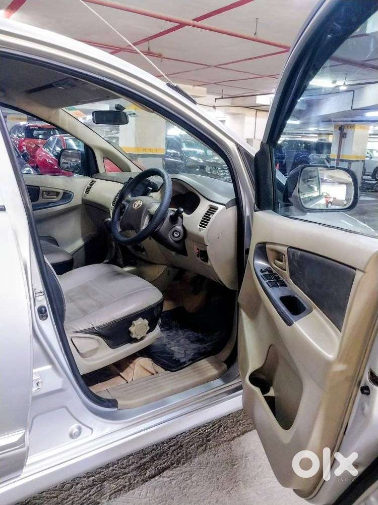 Toyota Innova 2.5 G (diesel) 8 Seater, 2013, Diesel