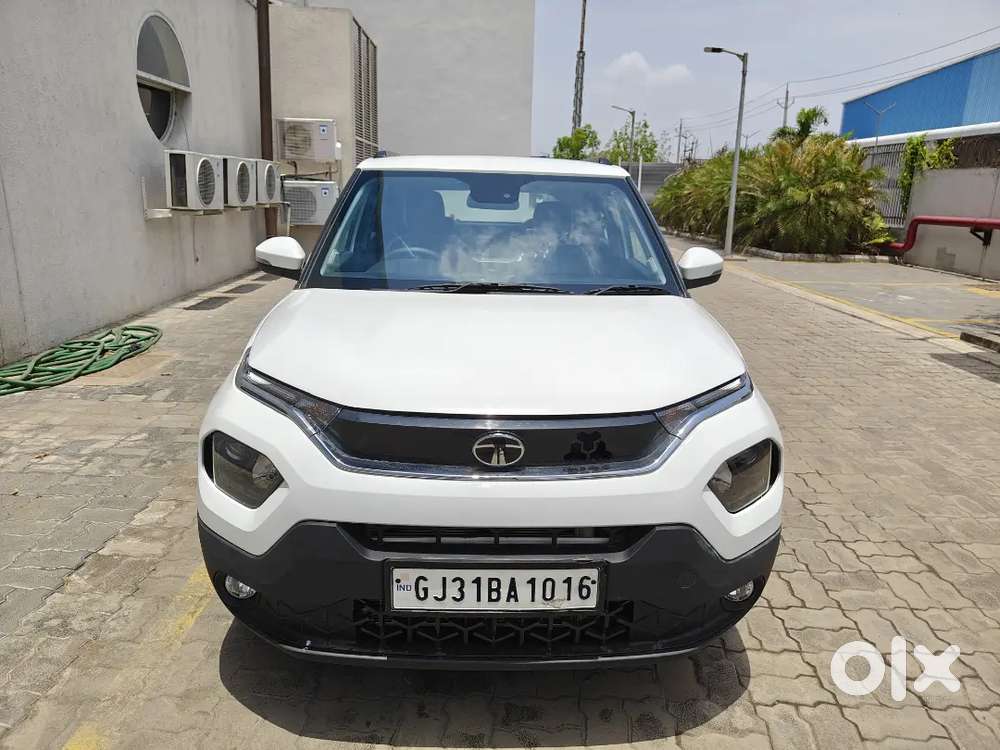 Tata Punch Dazzle Sunroof 2024 Model Car