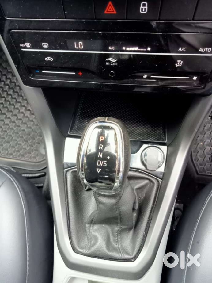 Skoda Kushaq 1.0 Tsi Ambition At, 2022, Petrol