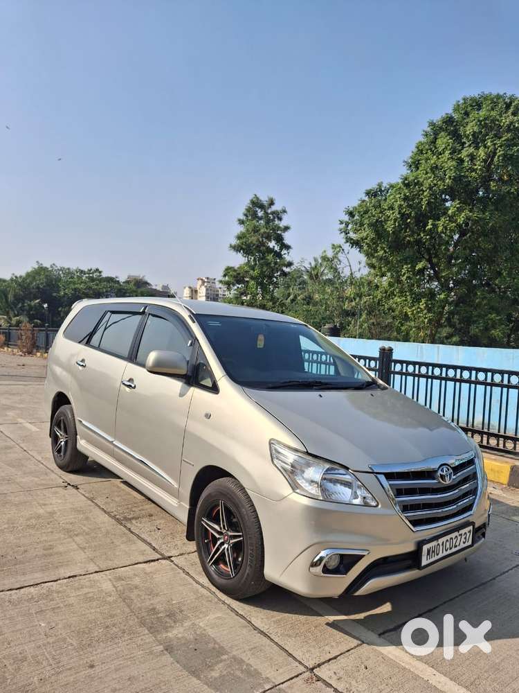 Toyota Innova 2.5 G (diesel) 8 Seater, 2015, Diesel