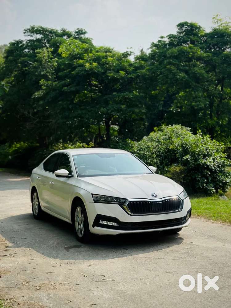 Skoda Octavia 2.0 Style Tsi At, 2022, Petrol