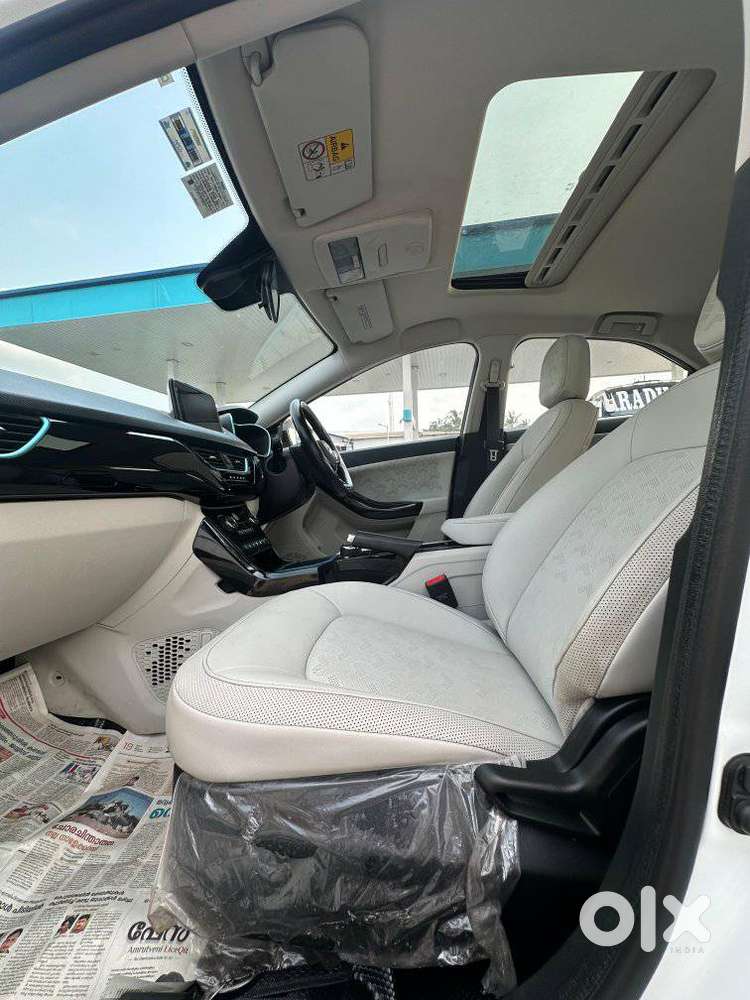 Tata Nexon Ev Prime Xz Plus Lux, 2022, Electric