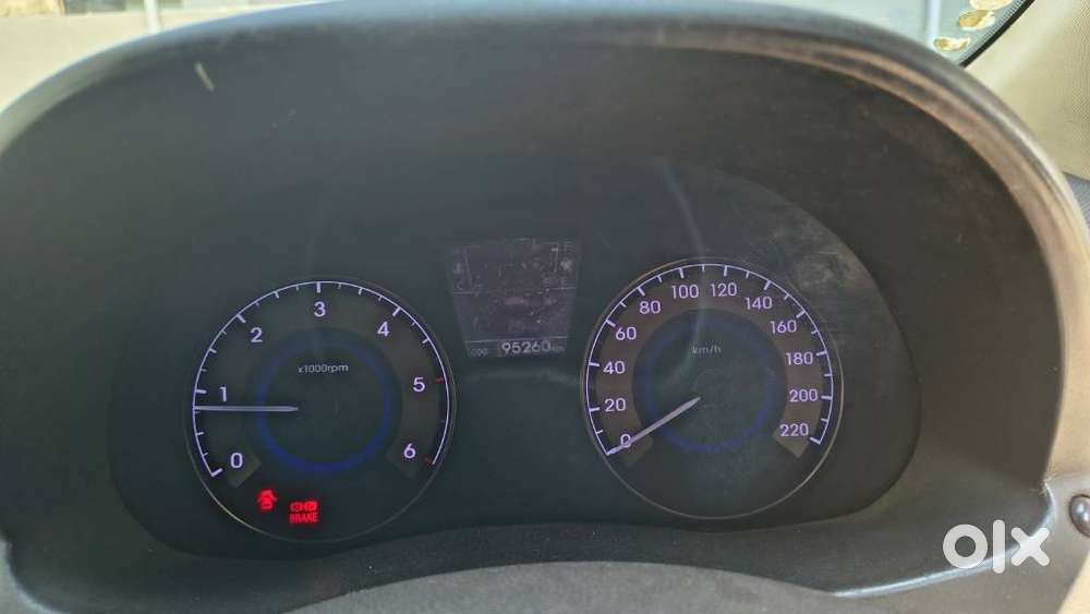 Hyundai Verna Fluidic 1.6 Vtvt Sx, 2013, Diesel