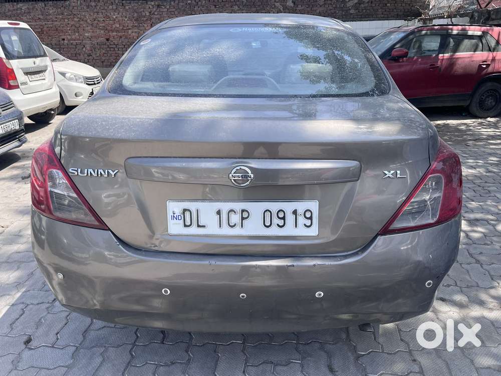 Nissan Sunny Petrol Special Edition, 2012, Petrol