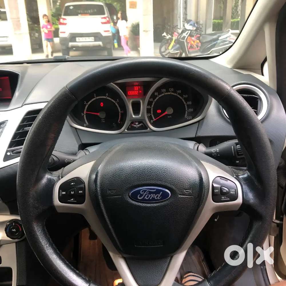 Ford Fiesta 2013 Petrol 100000 Km Driven