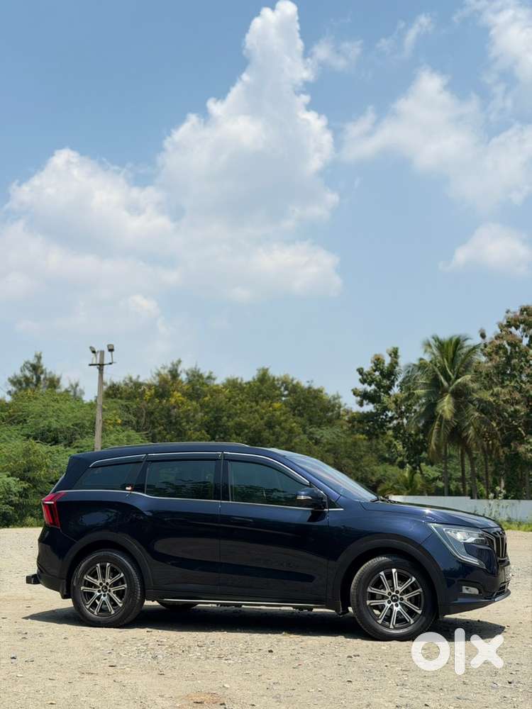 Mahindra Xuv700 2025 Diesel Well Maintained